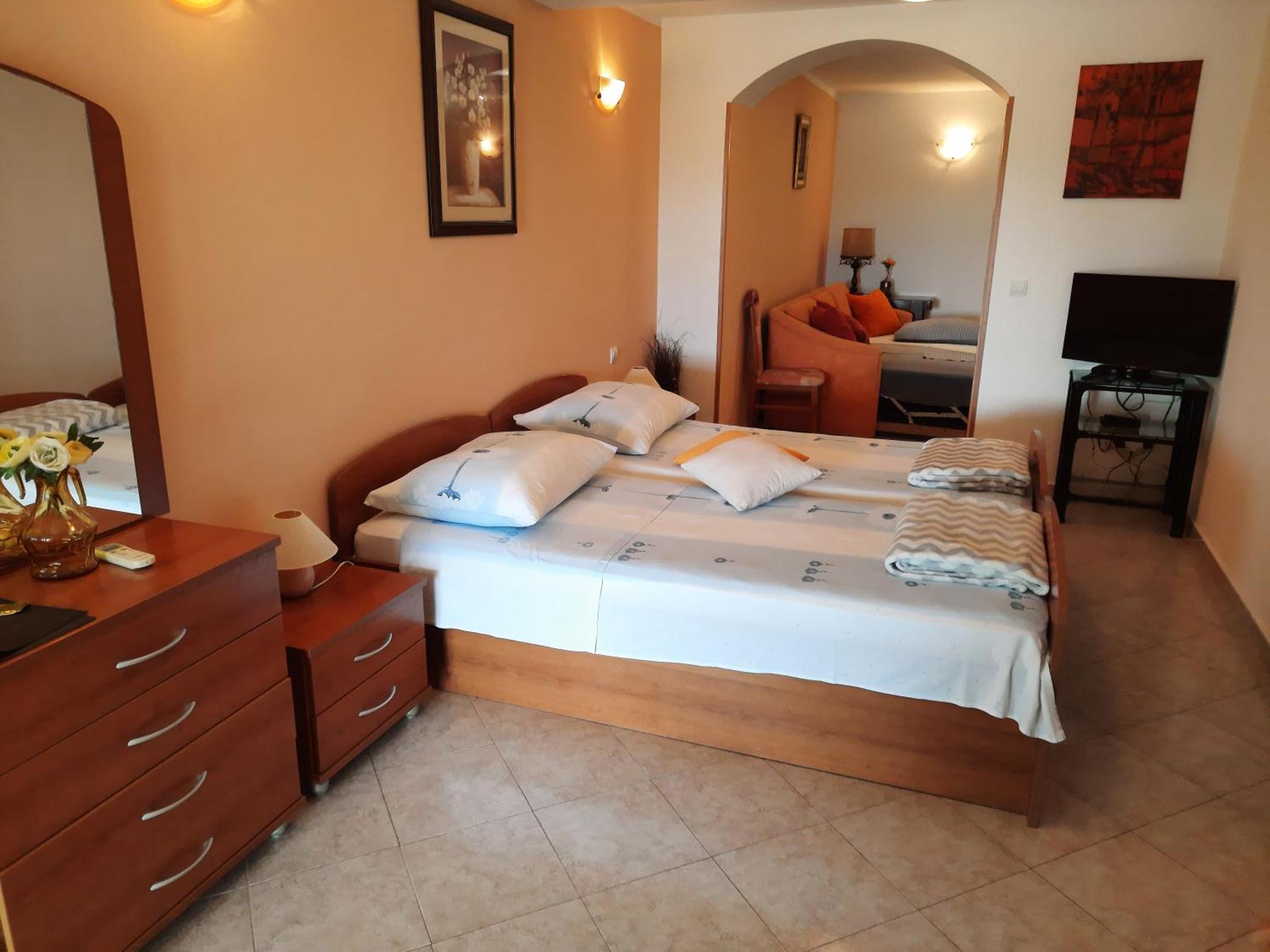 Apartments Zlosilo Orasac Ngoại thất bức ảnh